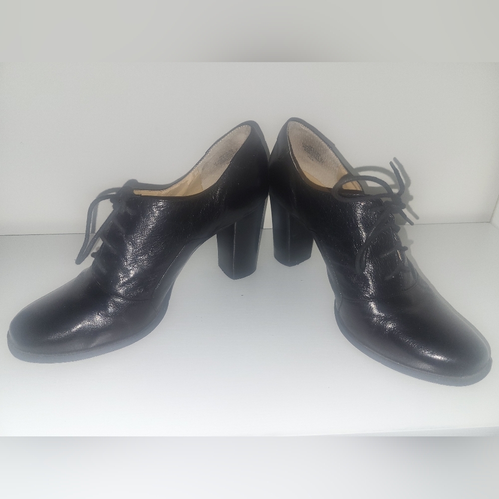 Black Leather Tie Up Heeled Women's SHOED